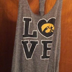 Love Hawkeyes tank